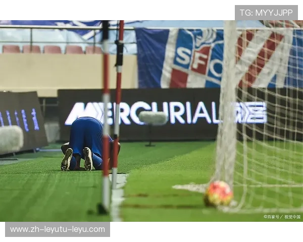 足球比赛中的快速反击战术